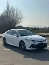 Toyota Camry, 2018-3