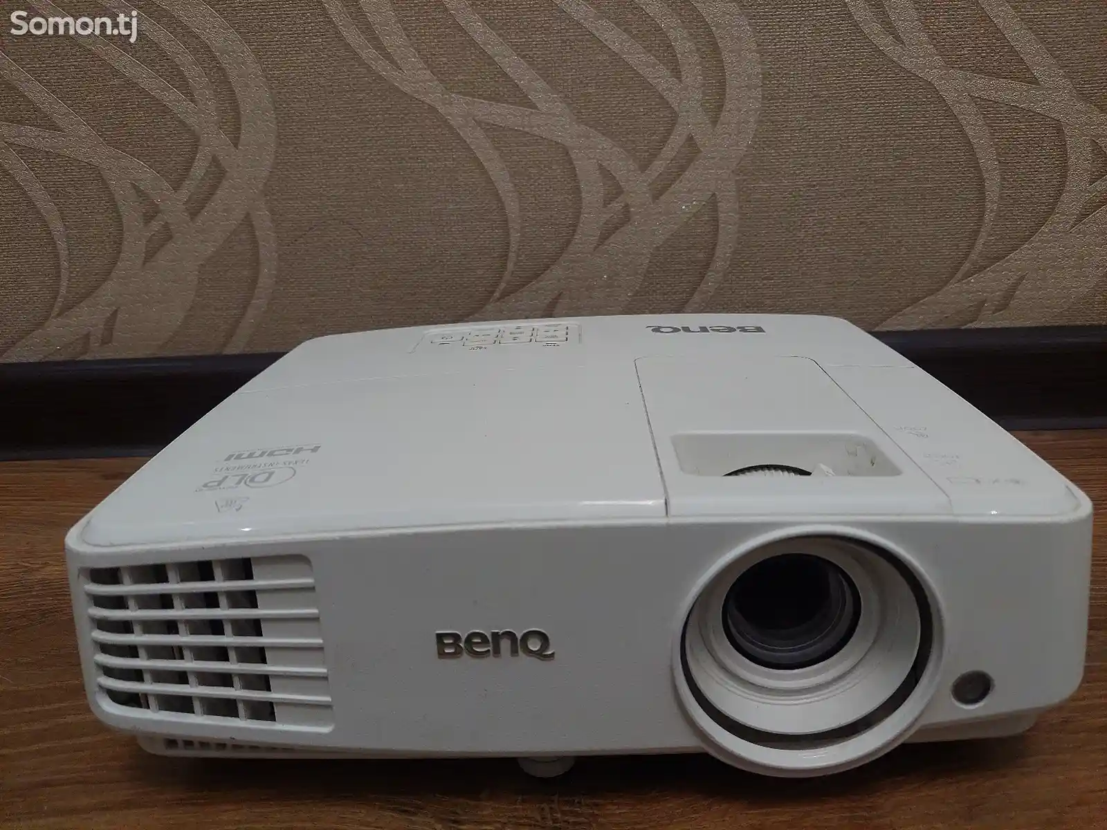 Проектор BenQ-1