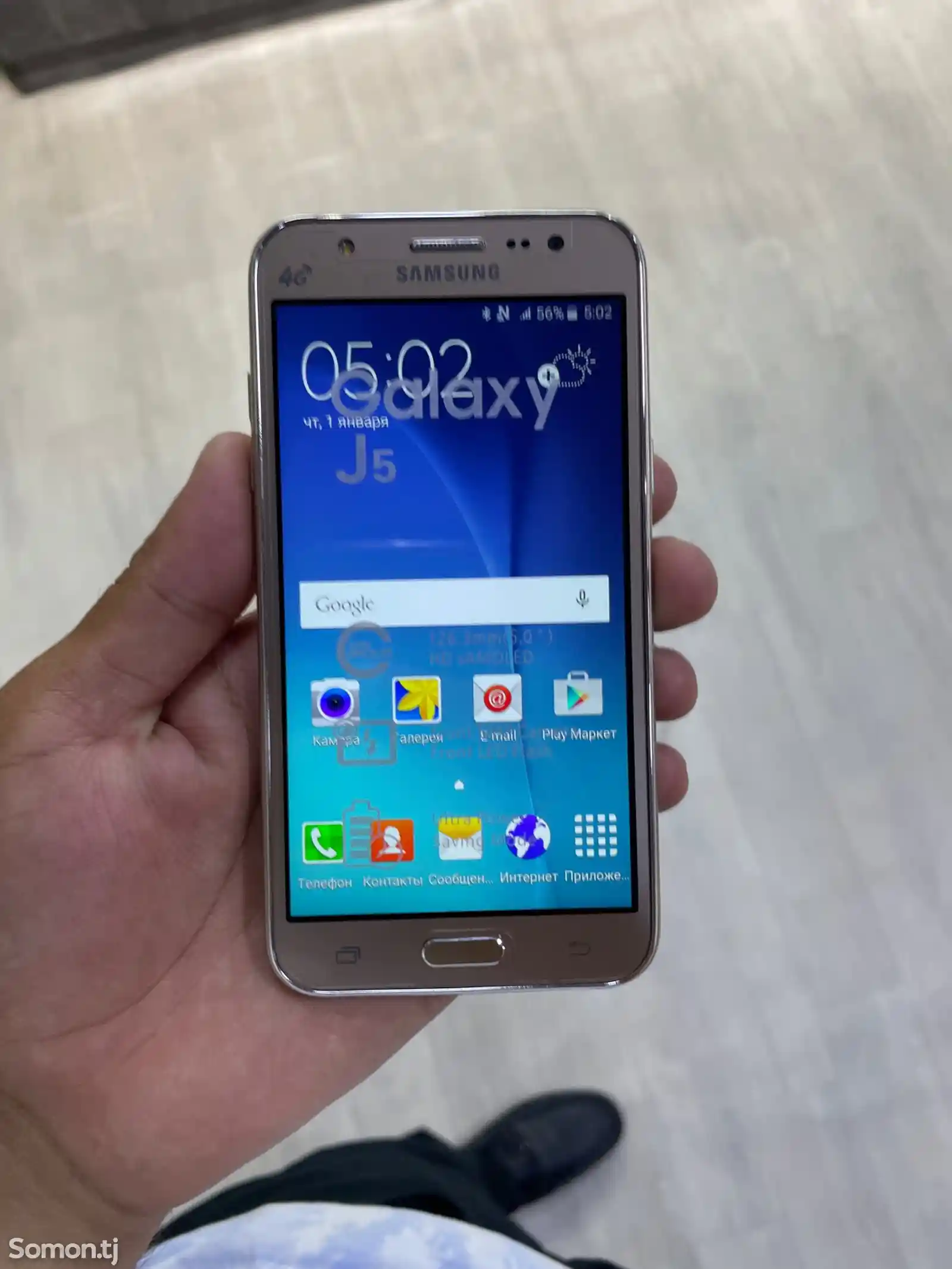 Samsung Galaxy J5-8