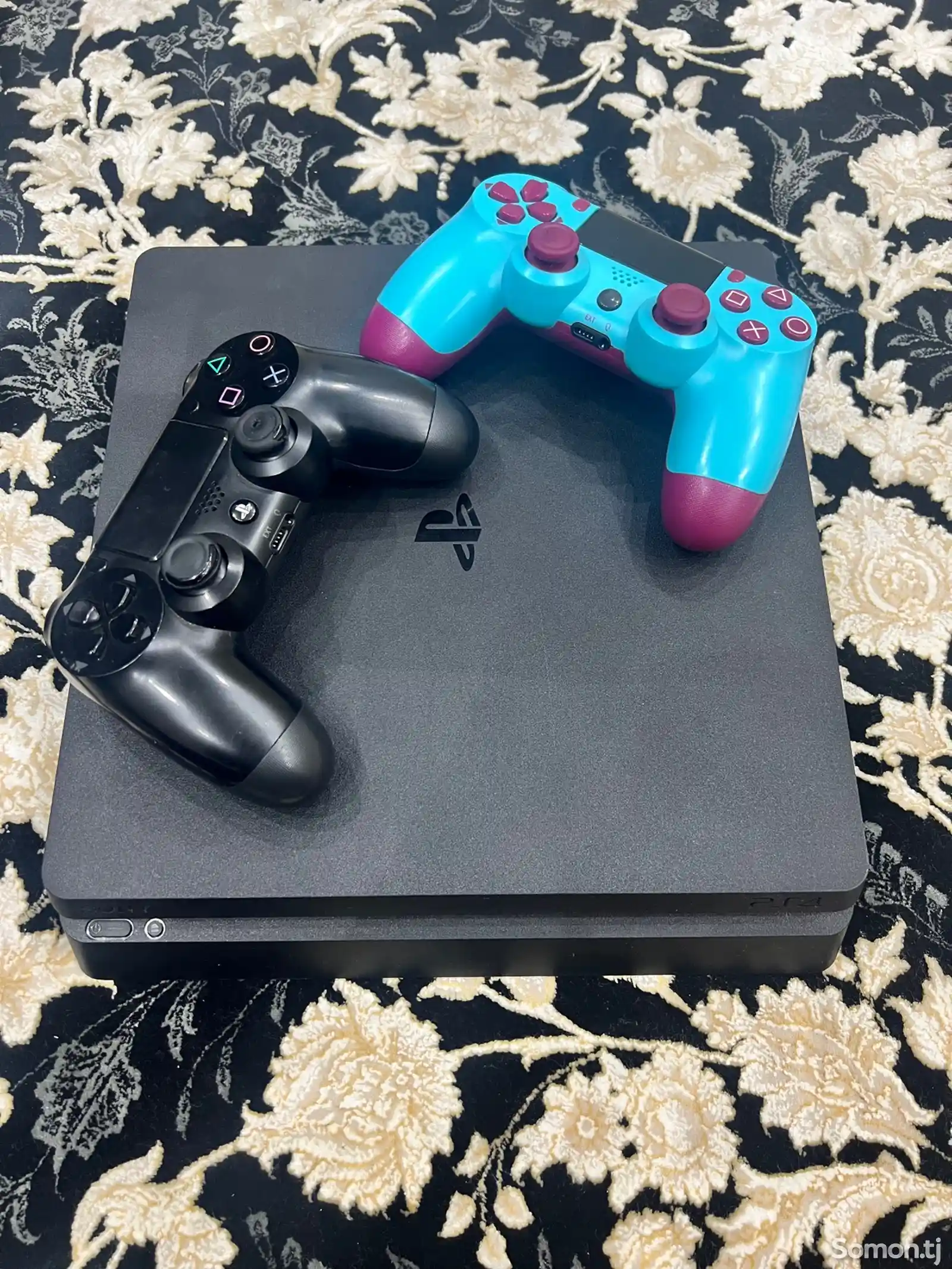 Игровая приставка в аренду Sony PlayStation 4Slim-2