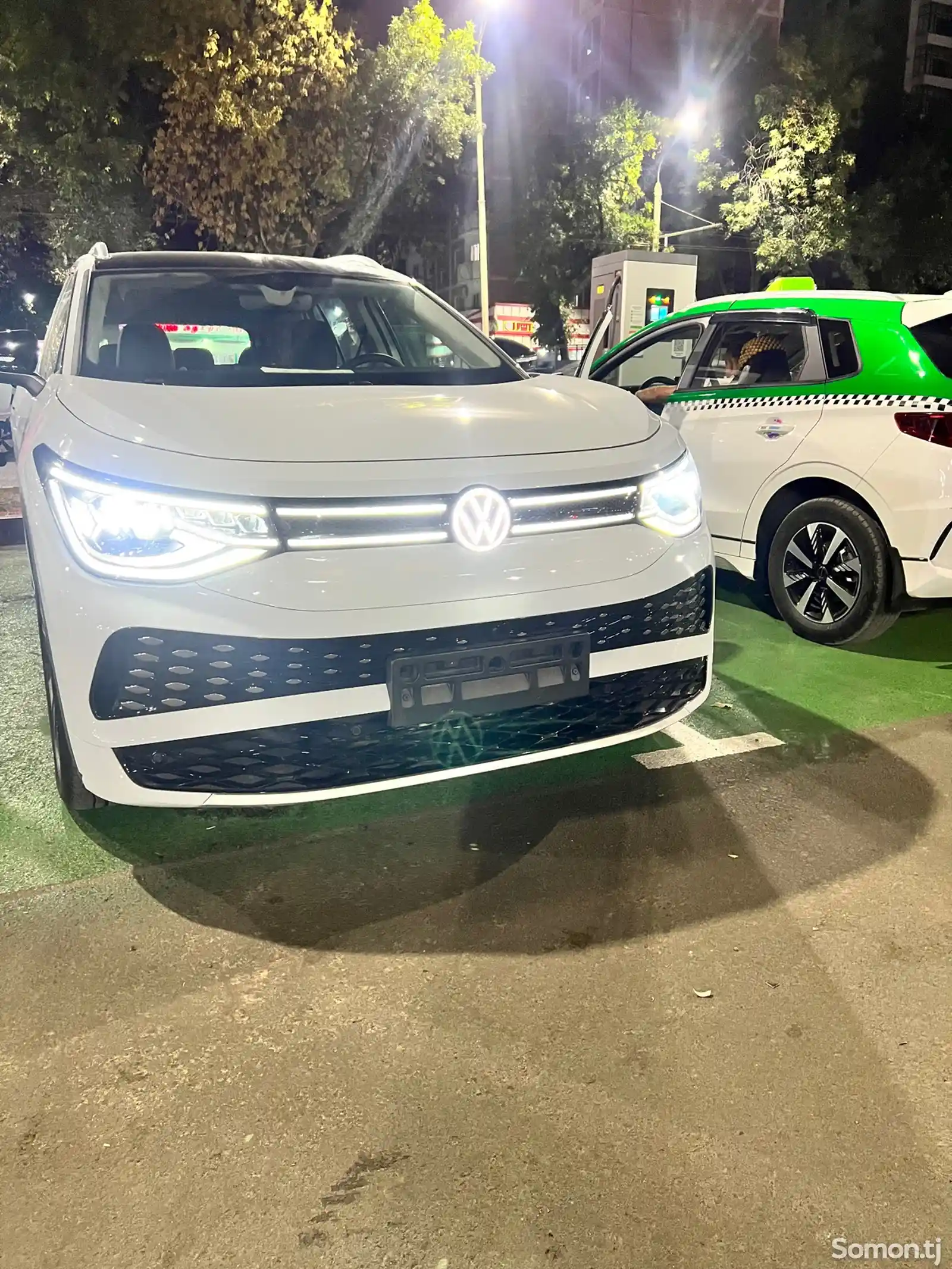 Volkswagen ID.6, 2024-13