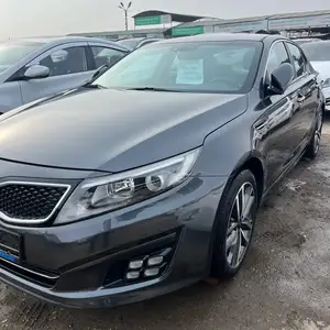 Kia K5, 2015