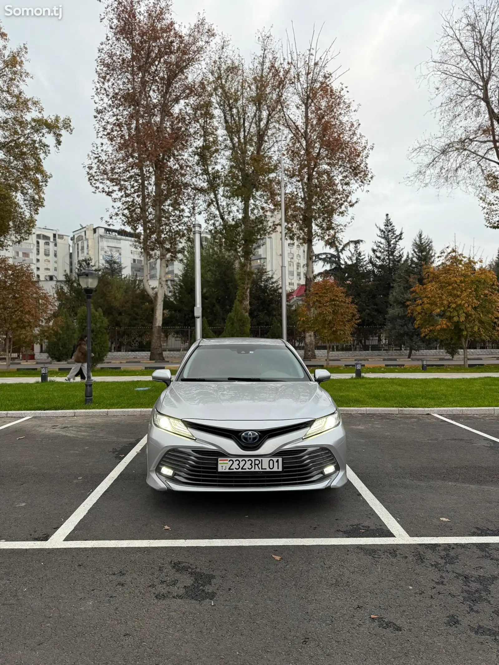 Toyota Camry, 2018-1