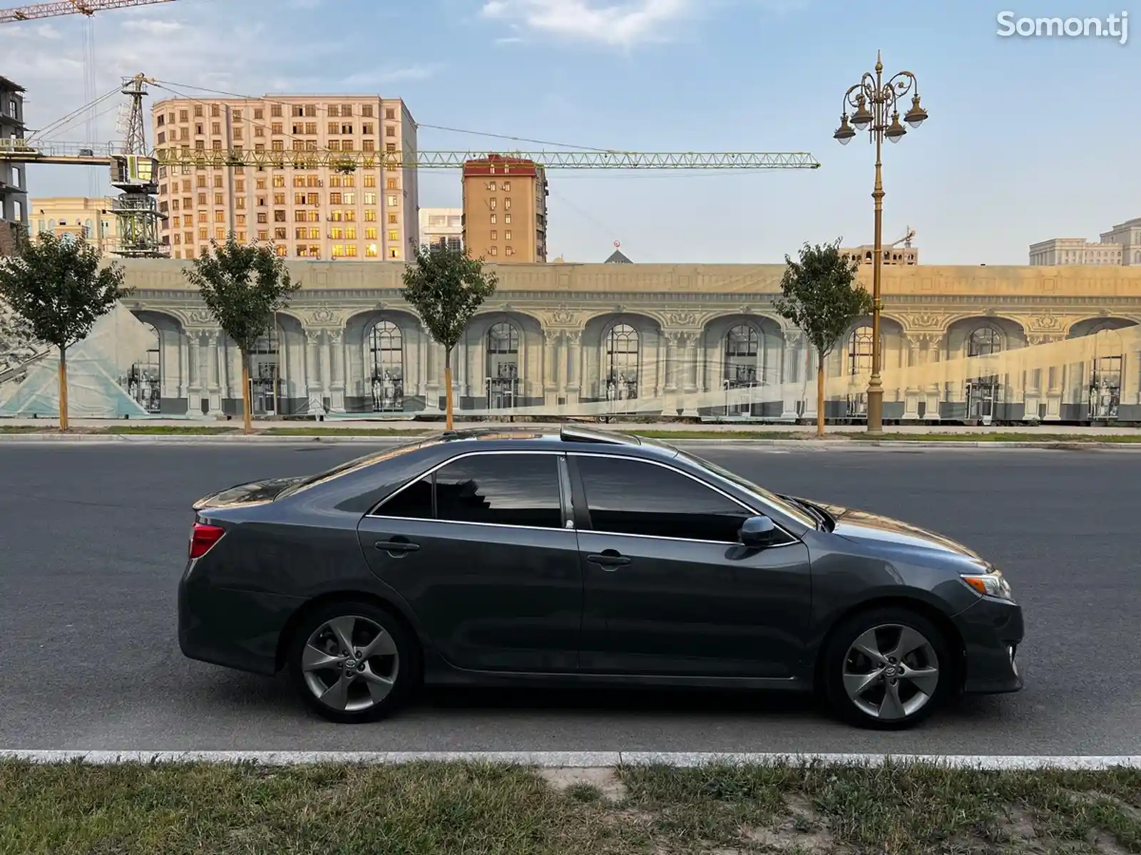 Toyota Camry, 2013-6