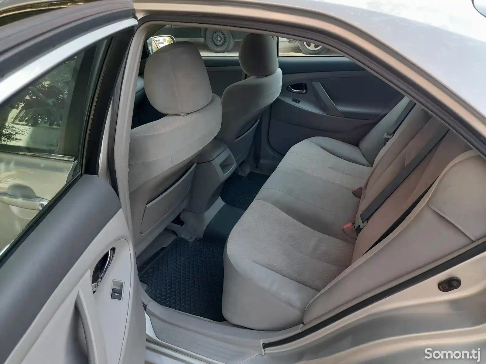 Toyota Camry, 2011-12