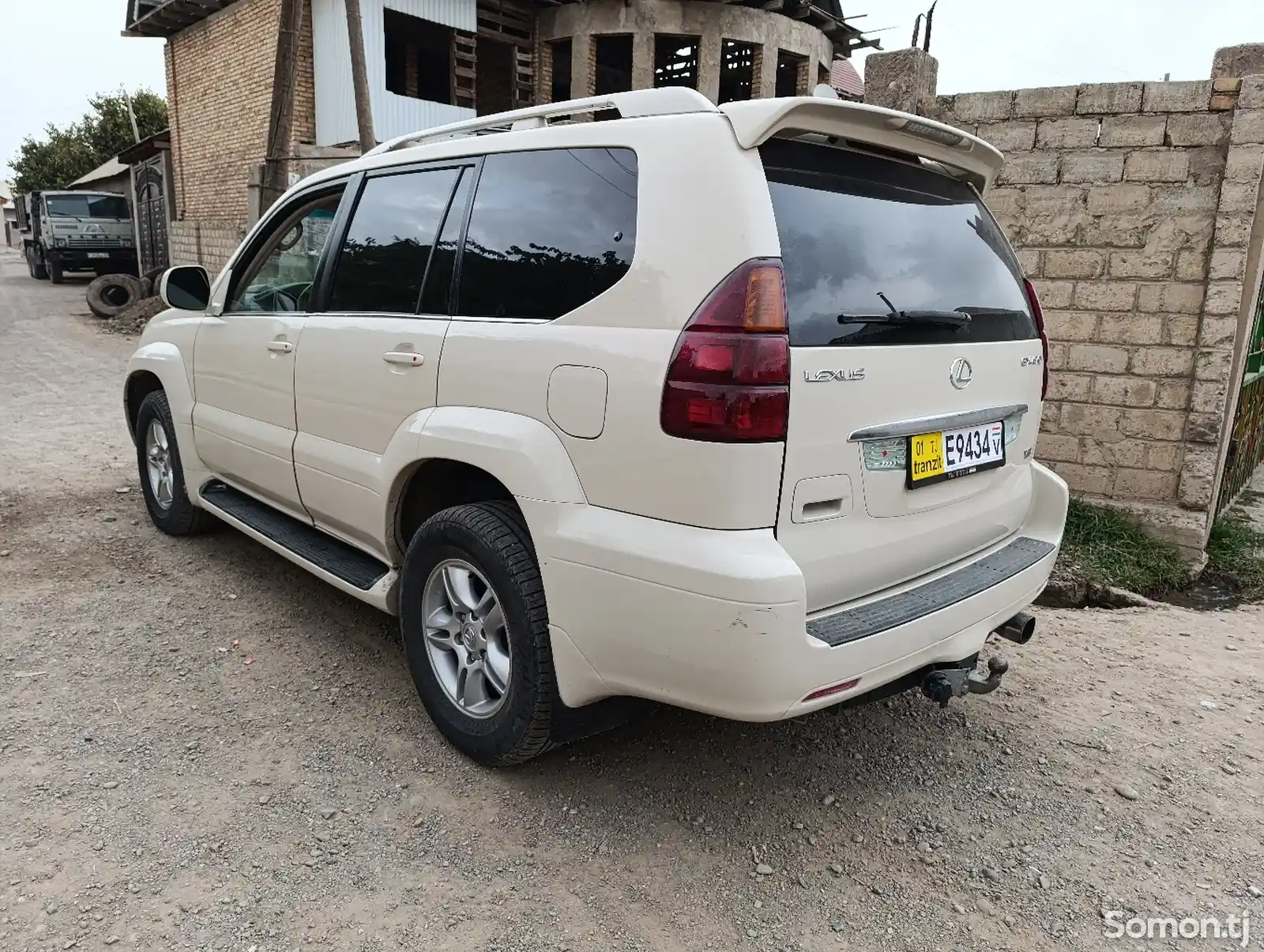 Lexus GX series, 2004-2