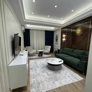 2-комн. квартира, 13 этаж, 64м², Овир