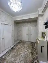 2-комн. квартира, 18 этаж, 49 м², Танка-8