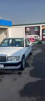 Mercedes-Benz W124, 1993-4