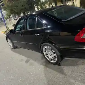 Mercedes-Benz E class, 2008