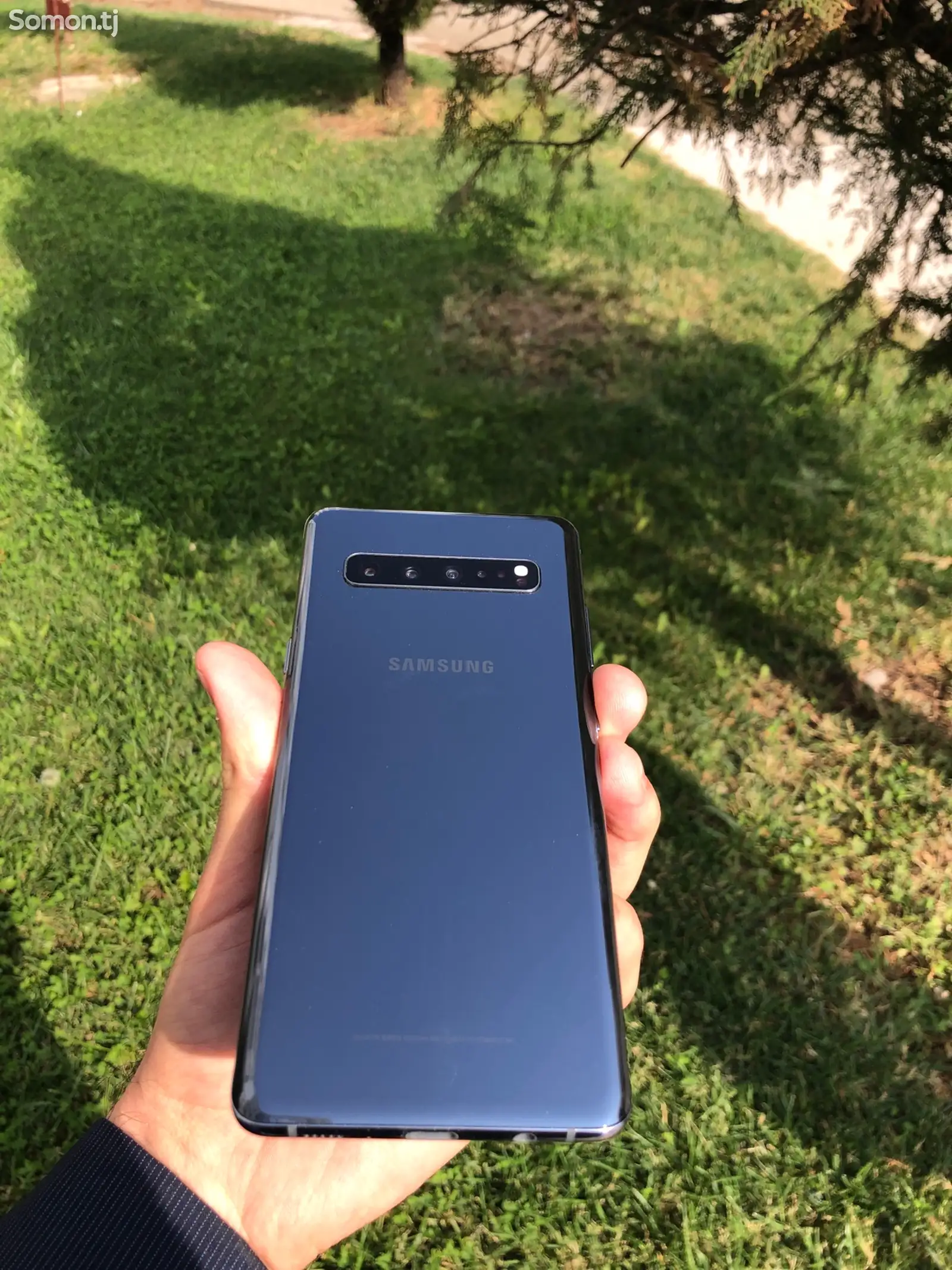 Samsung Galaxy S10+-1