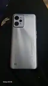 Телефон Realme-2