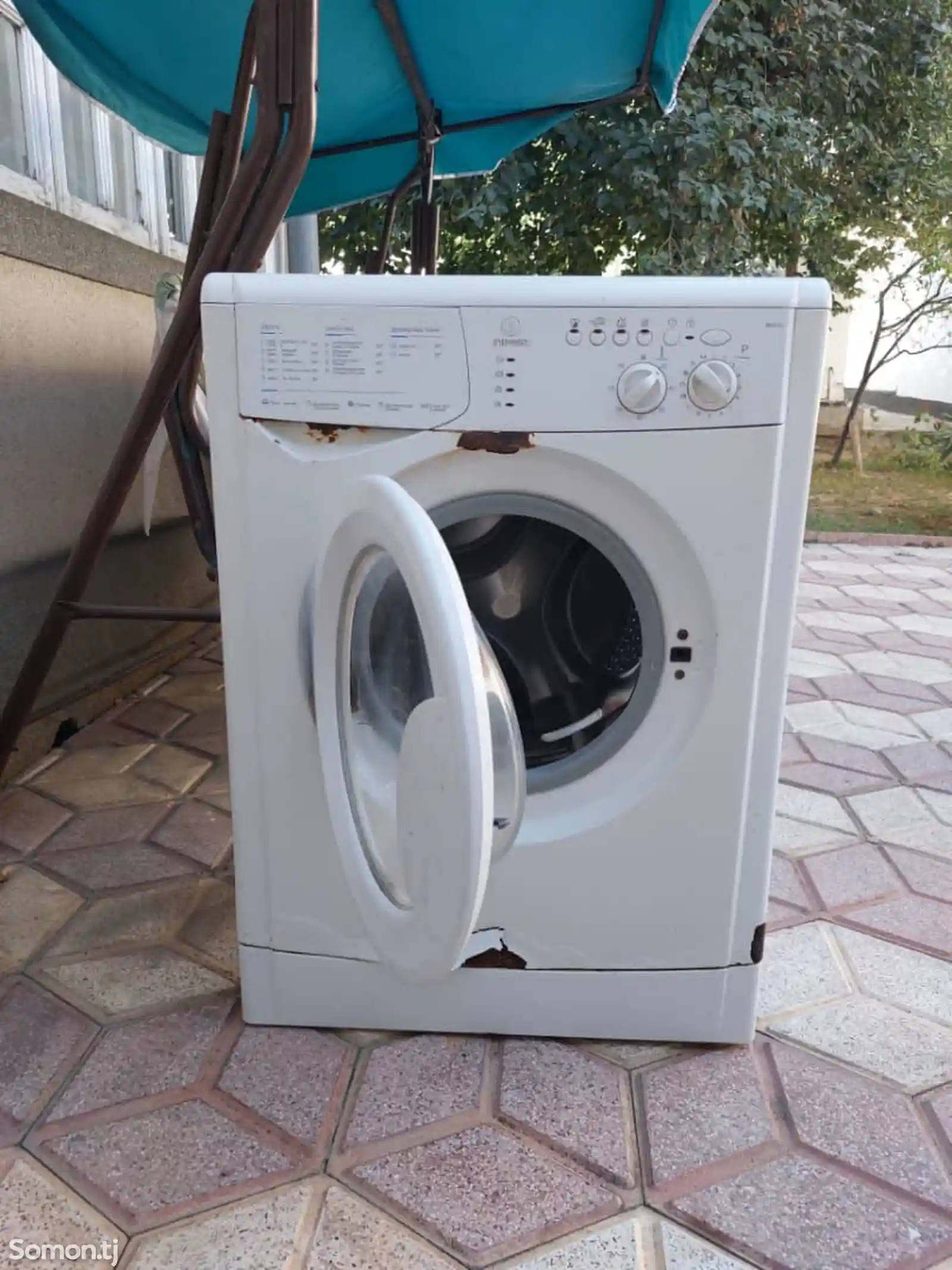 Стиральная машина Indesit 5-6 кг