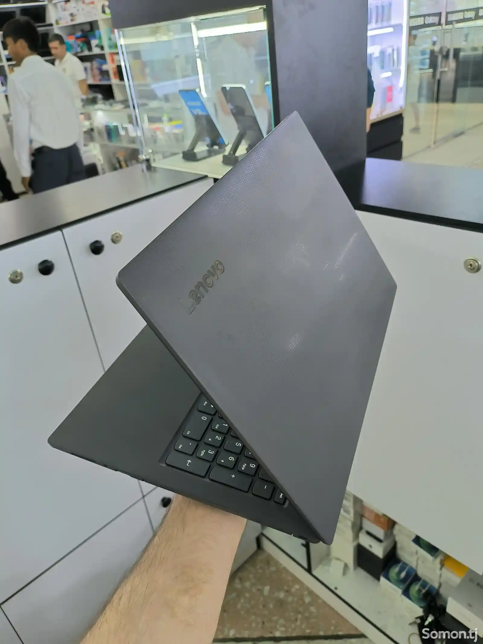 Ноутбук Lenovo Celeron N4000 4/500gb-4