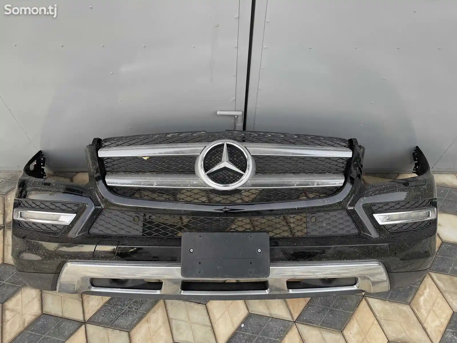 Комплект кузова на Mercedes-Benz-1