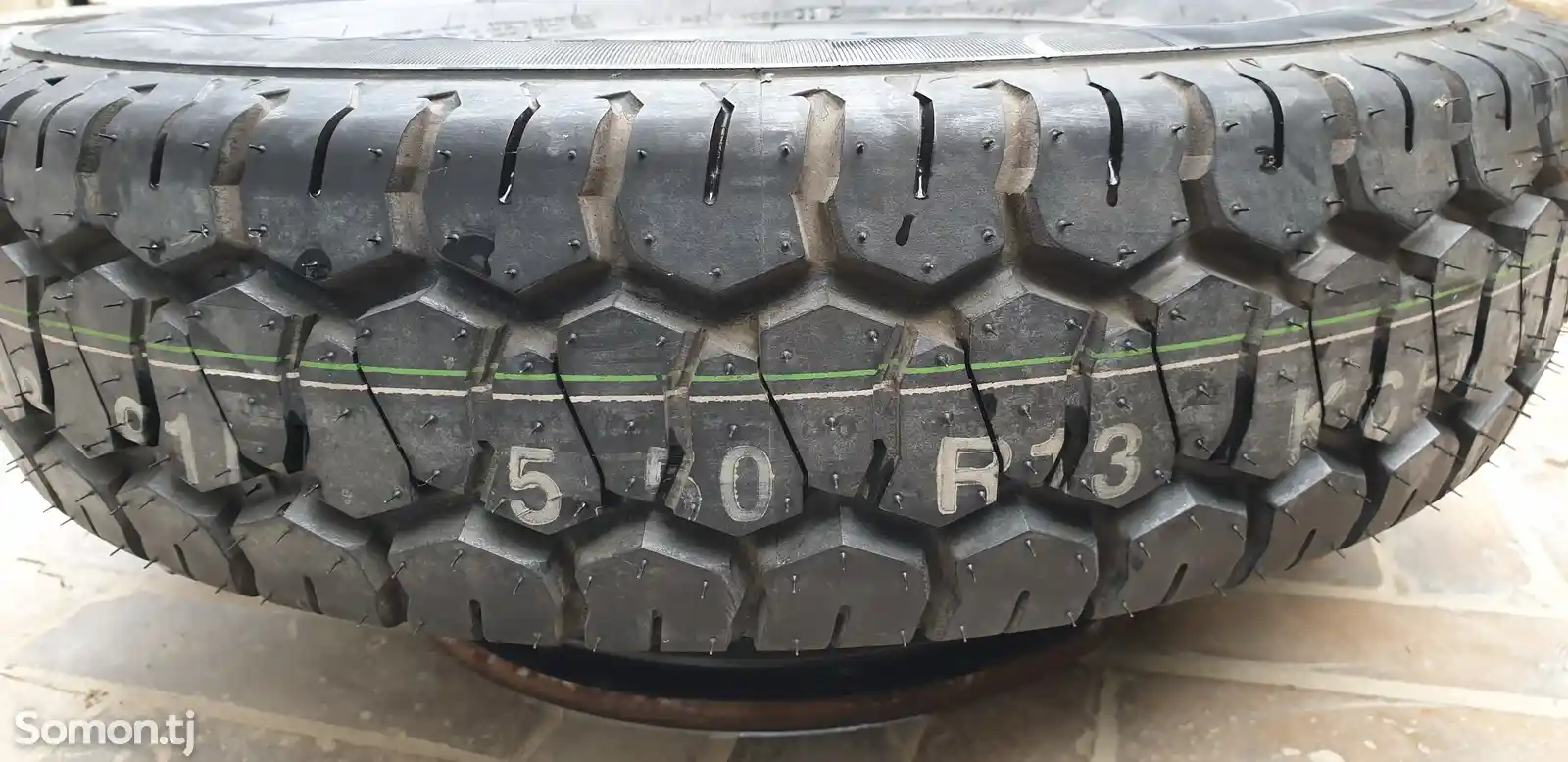 Диск с шиной R13 Kumho от Kia Bongo-1