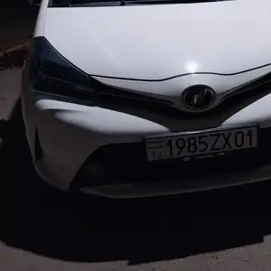 Toyota Vitz, 2014