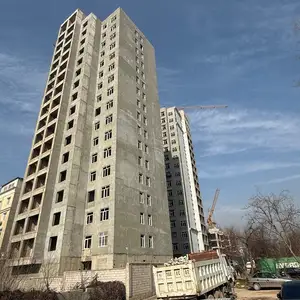 2-комн. квартира, 12 этаж, 64 м², 104 мкр