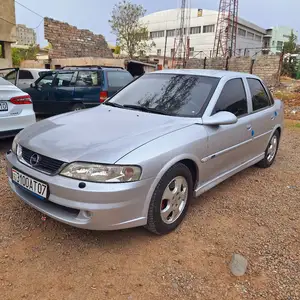 Opel Vectra B, 2000