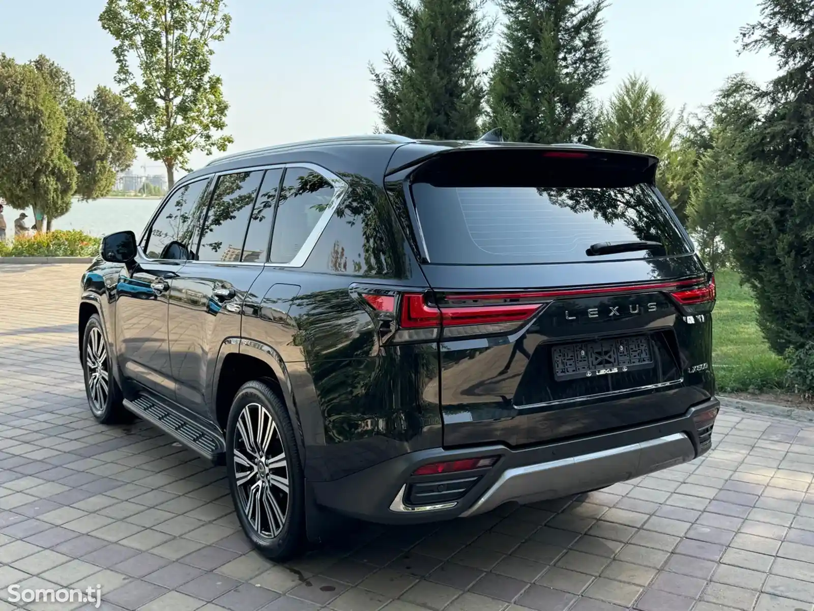 Lexus LX series, 2023-4