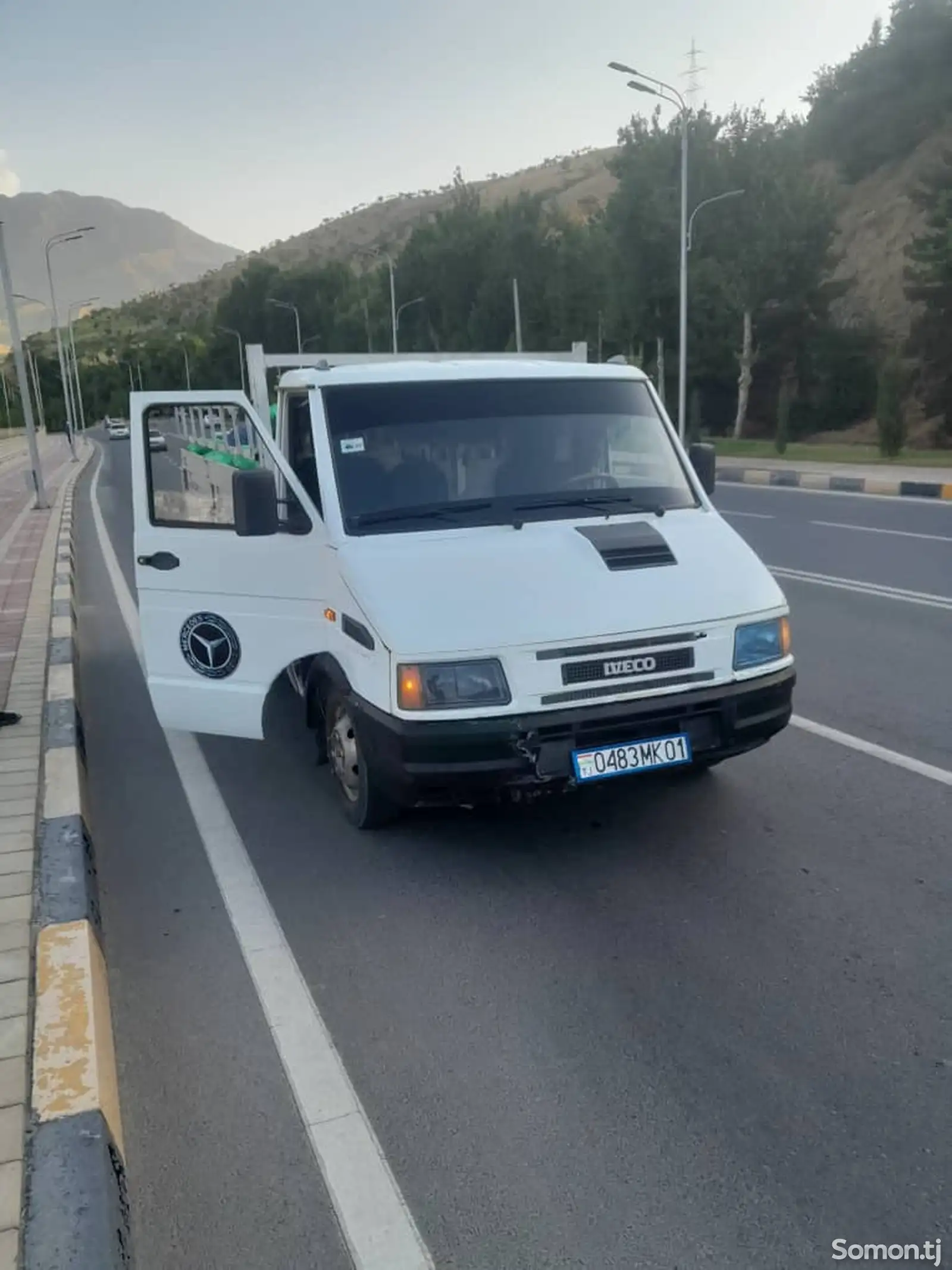 Бортовой автомобиль Iveco, 2001-1