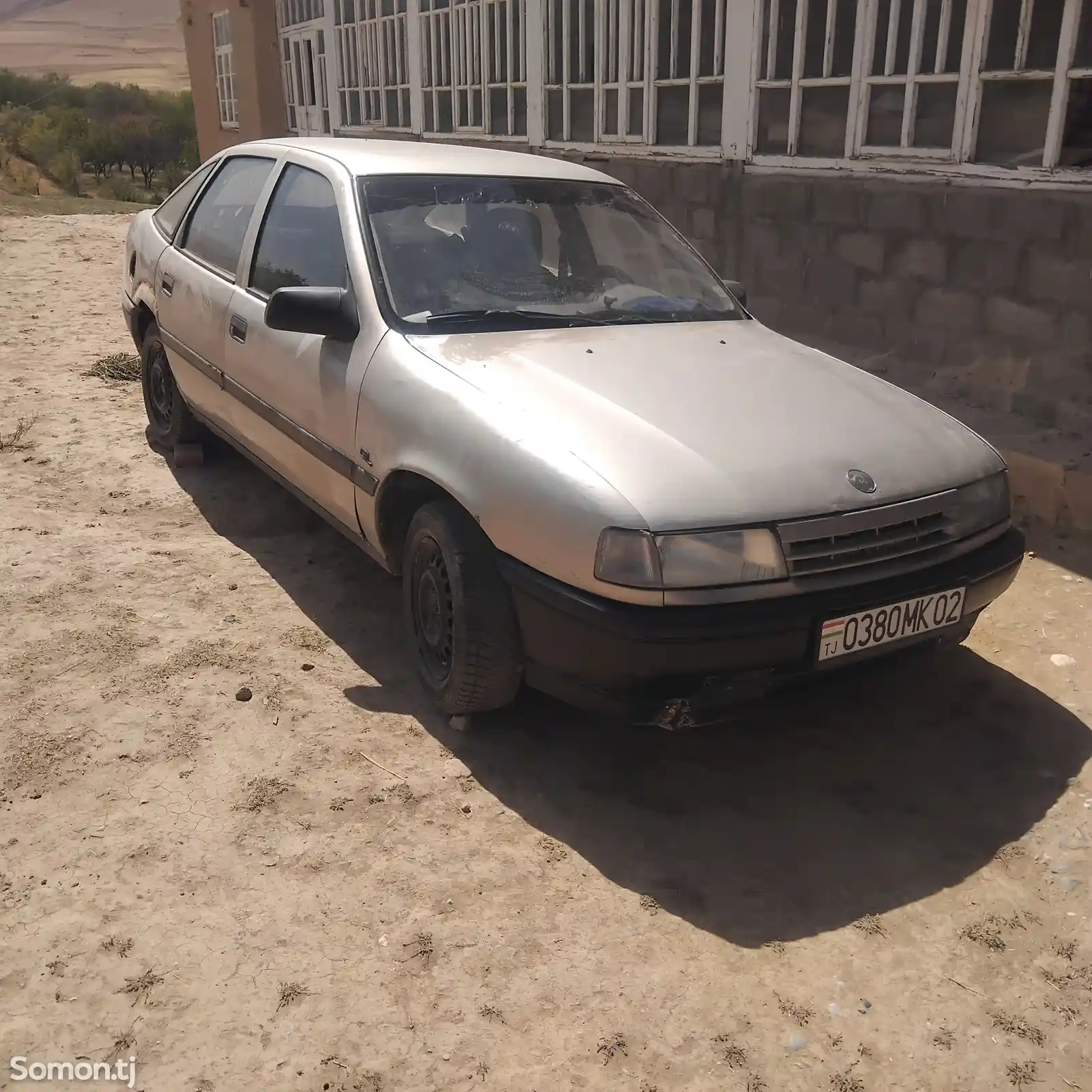 Opel Vectra A, 1990-2