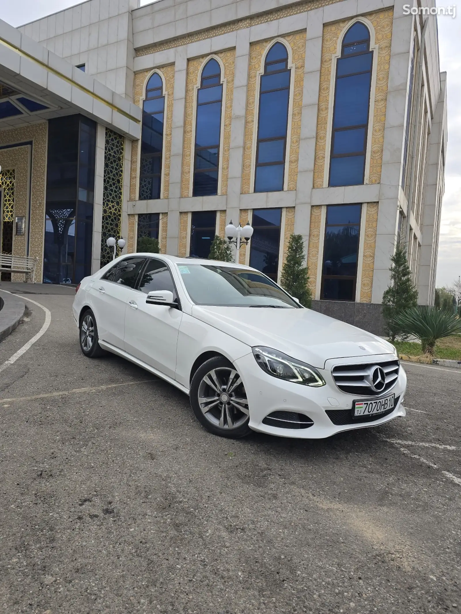 Mercedes-Benz E class, 2015-1