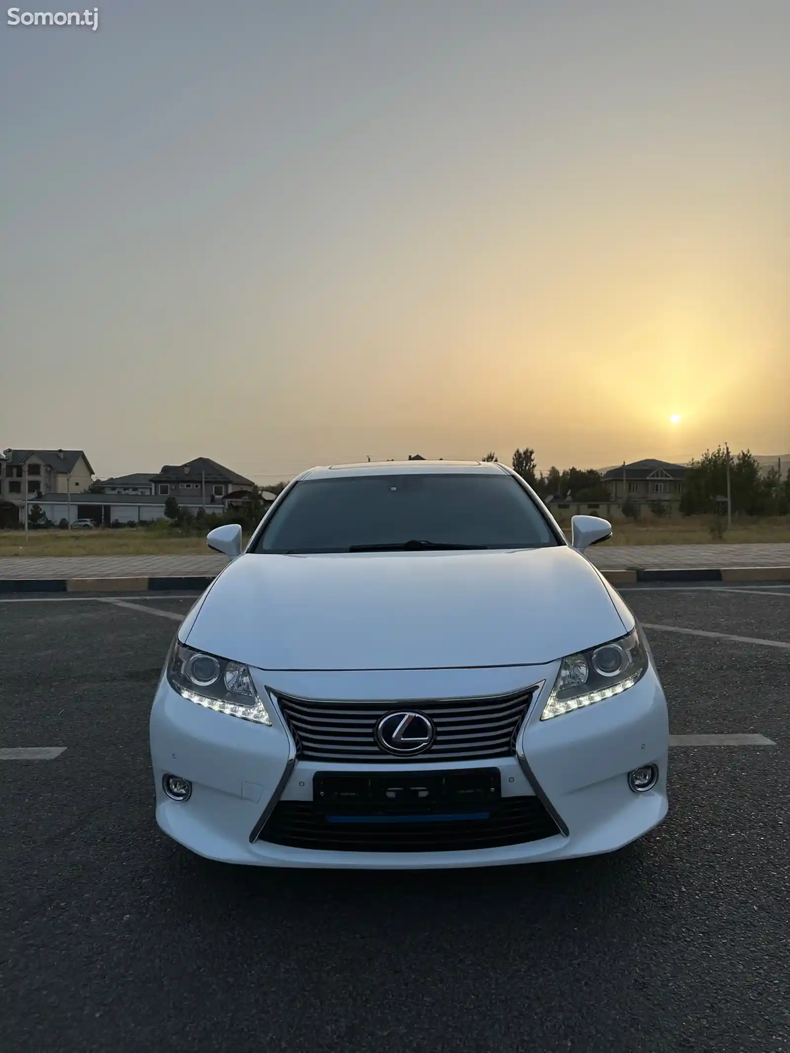 Lexus ES series, 2014-1