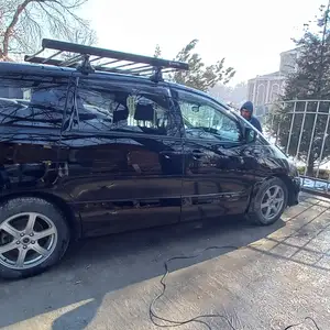 Toyota Estima, 2015