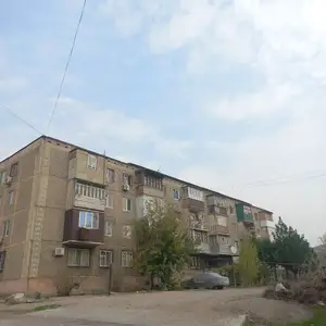 3-комн. квартира, 1 этаж, 54 м², 34 мкр