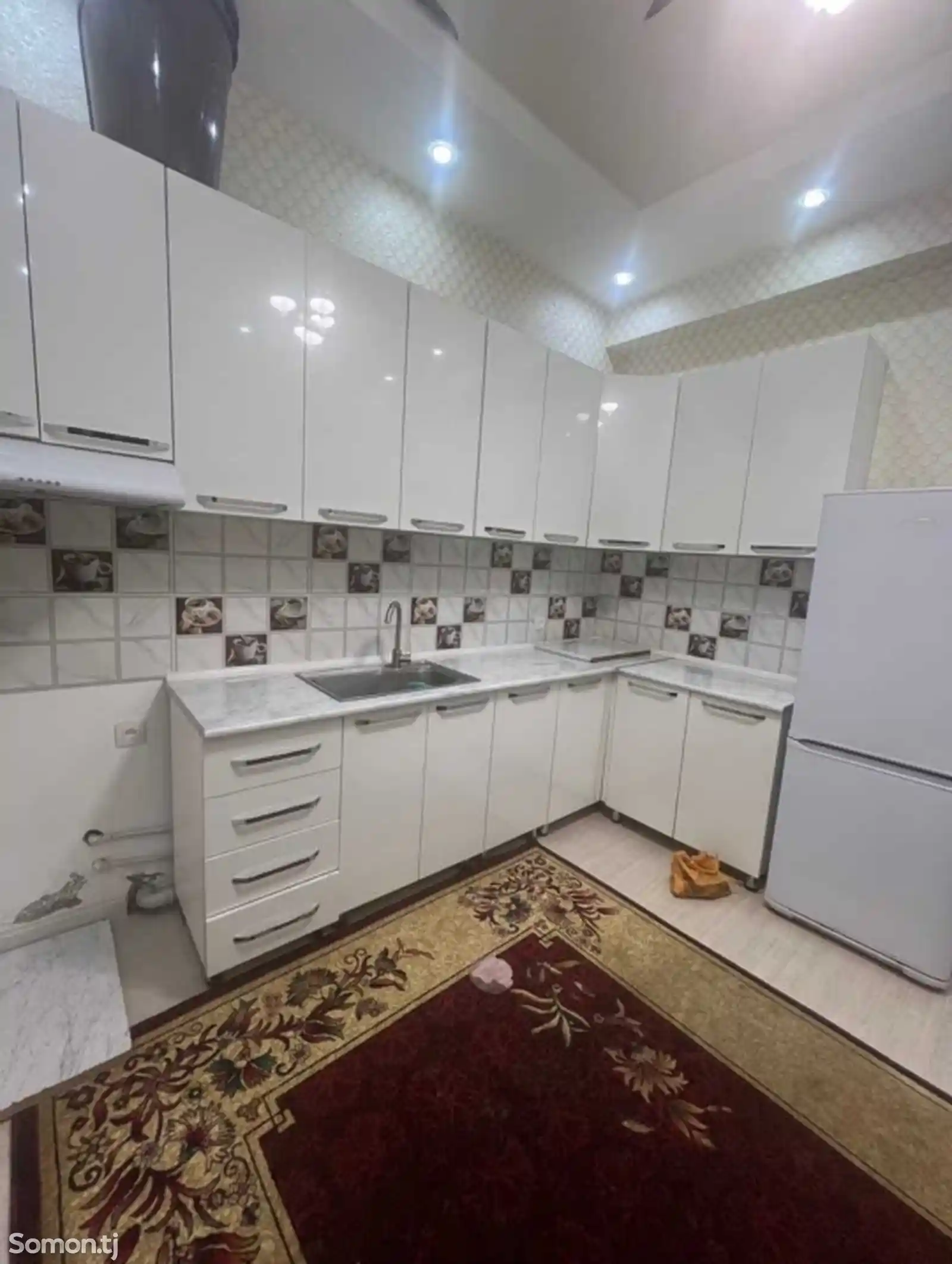 2-комн. квартира, 4 этаж, 81м², Сино-10