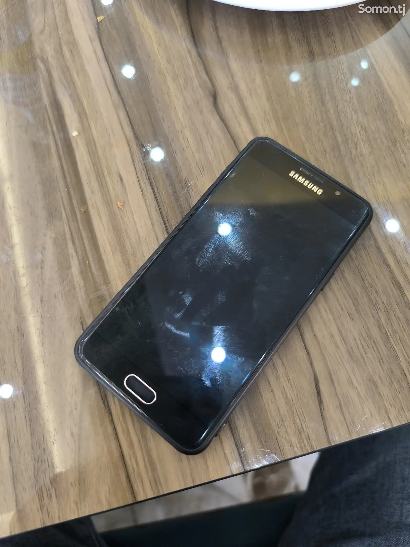 Samsung Galaxy A5 2016-4