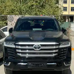 Toyota Land Cruiser, 2024