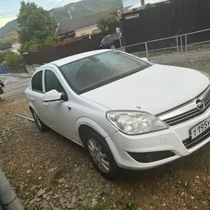 Opel Astra H, 2013