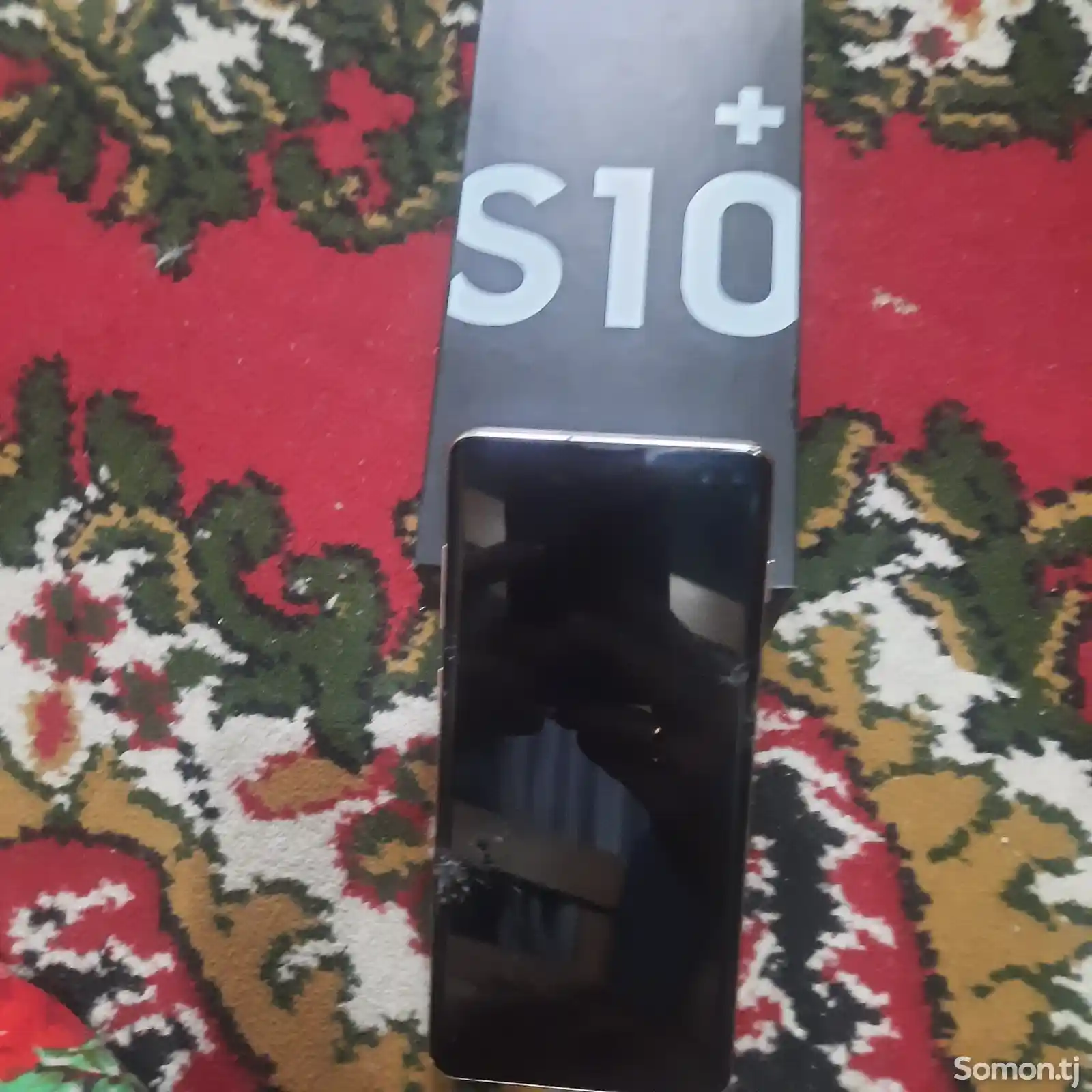 Samsung Galaxy S10+ на запчасти-1