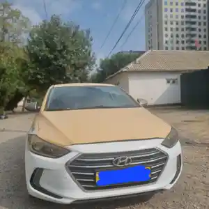 Hyundai Elantra, 2017