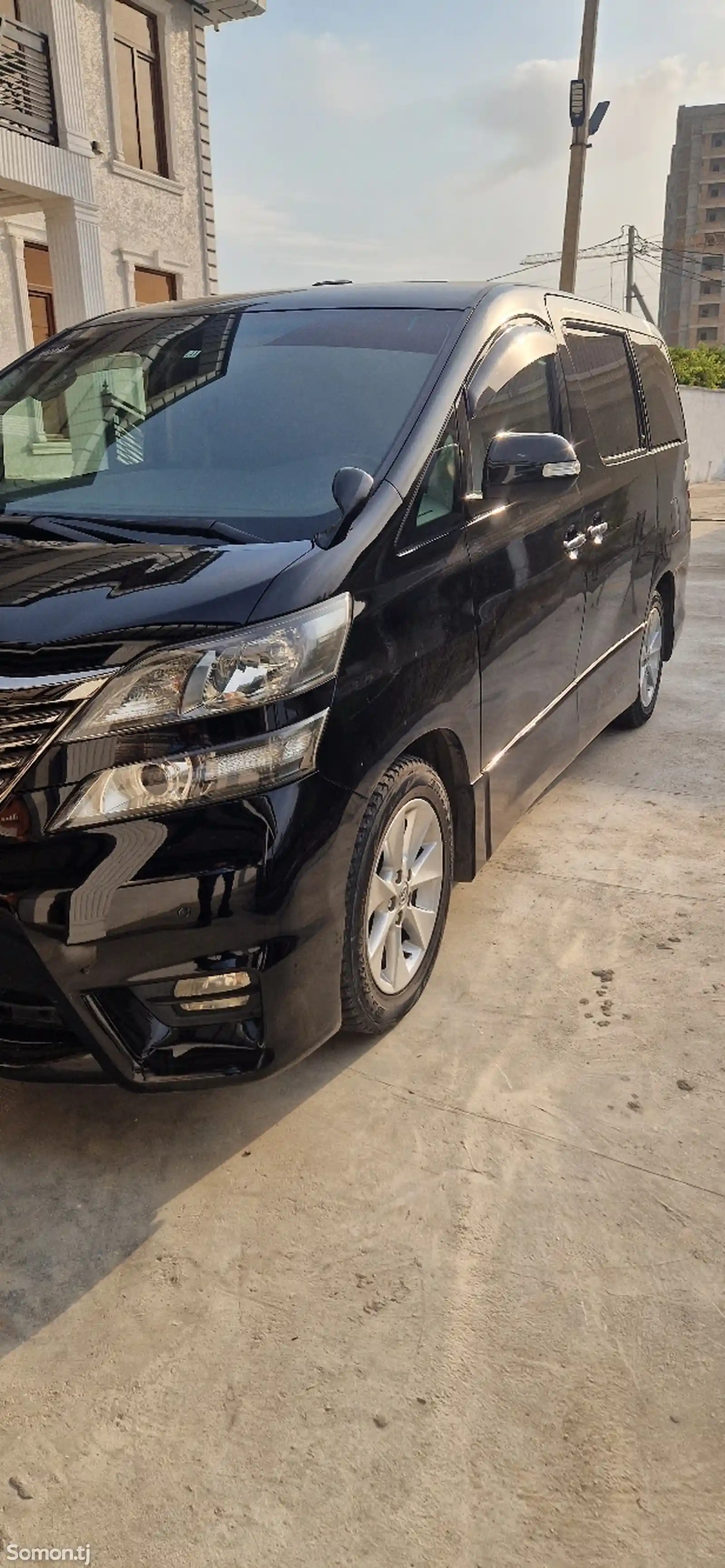 Toyota Vellfire, 2014-1