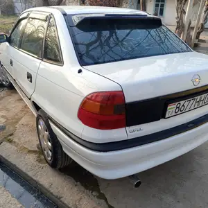 Opel Astra F, 1995