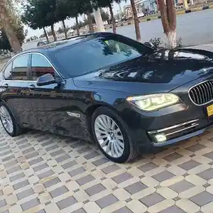 BMW 7 series, 2013