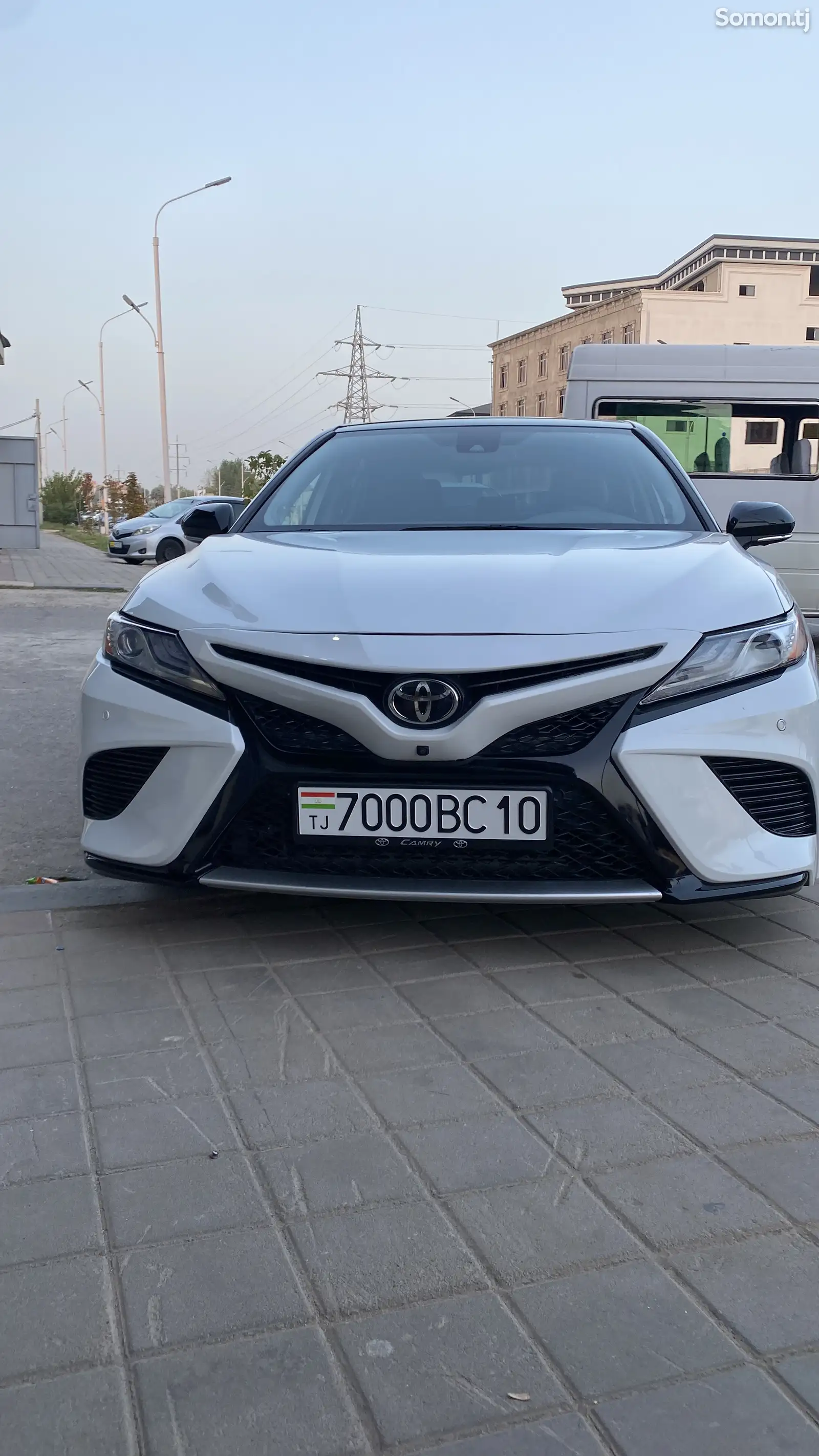 Toyota Camry, 2019-9