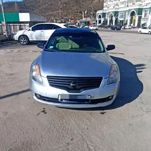 Nissan Altima, 2009