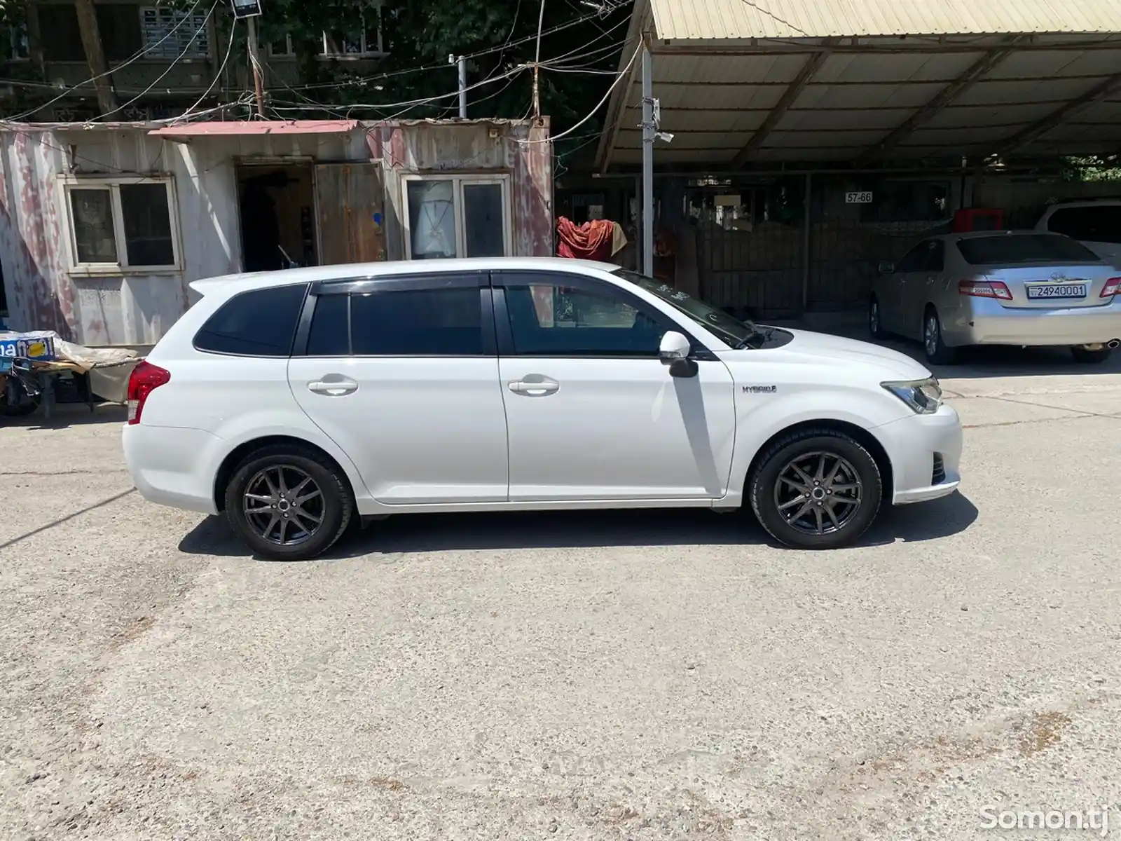 Toyota Fielder, 2015-6