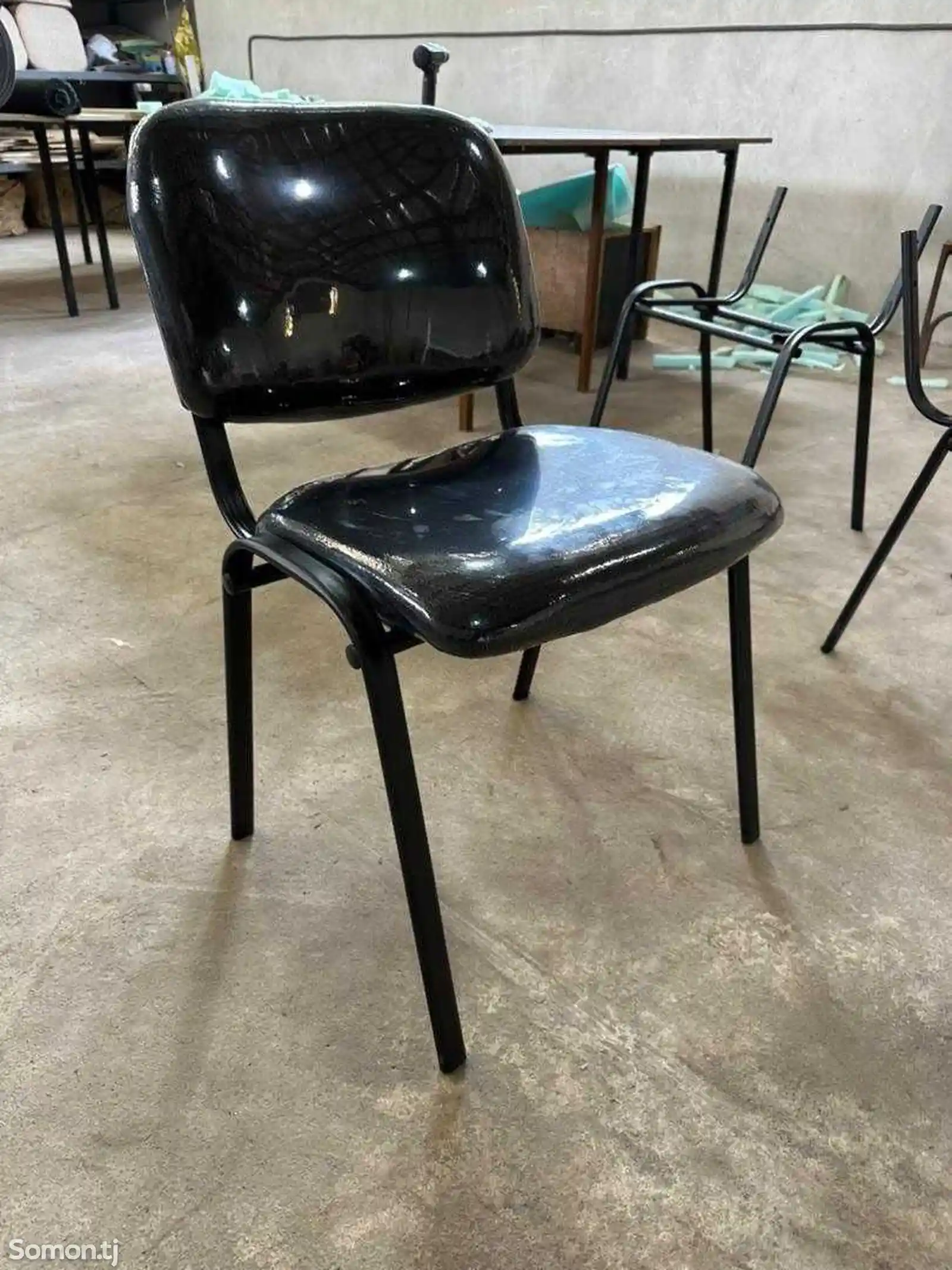 Офисные стулья-1
