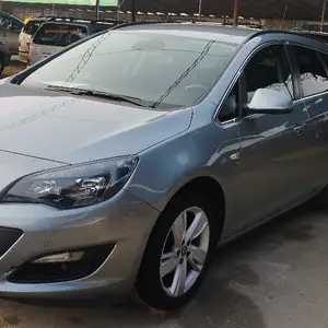 Opel Astra J, 2015