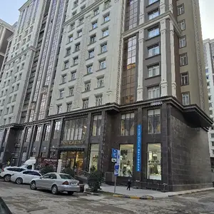 3-комн. квартира, 9 этаж, 120 м², дом печать