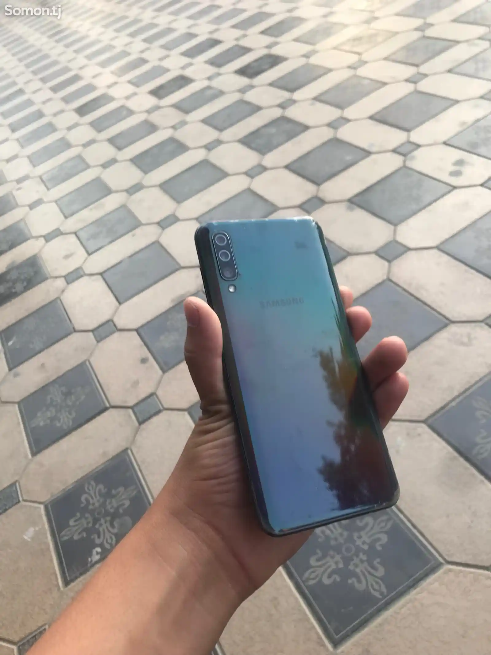 Samsung Galaxy A50-4