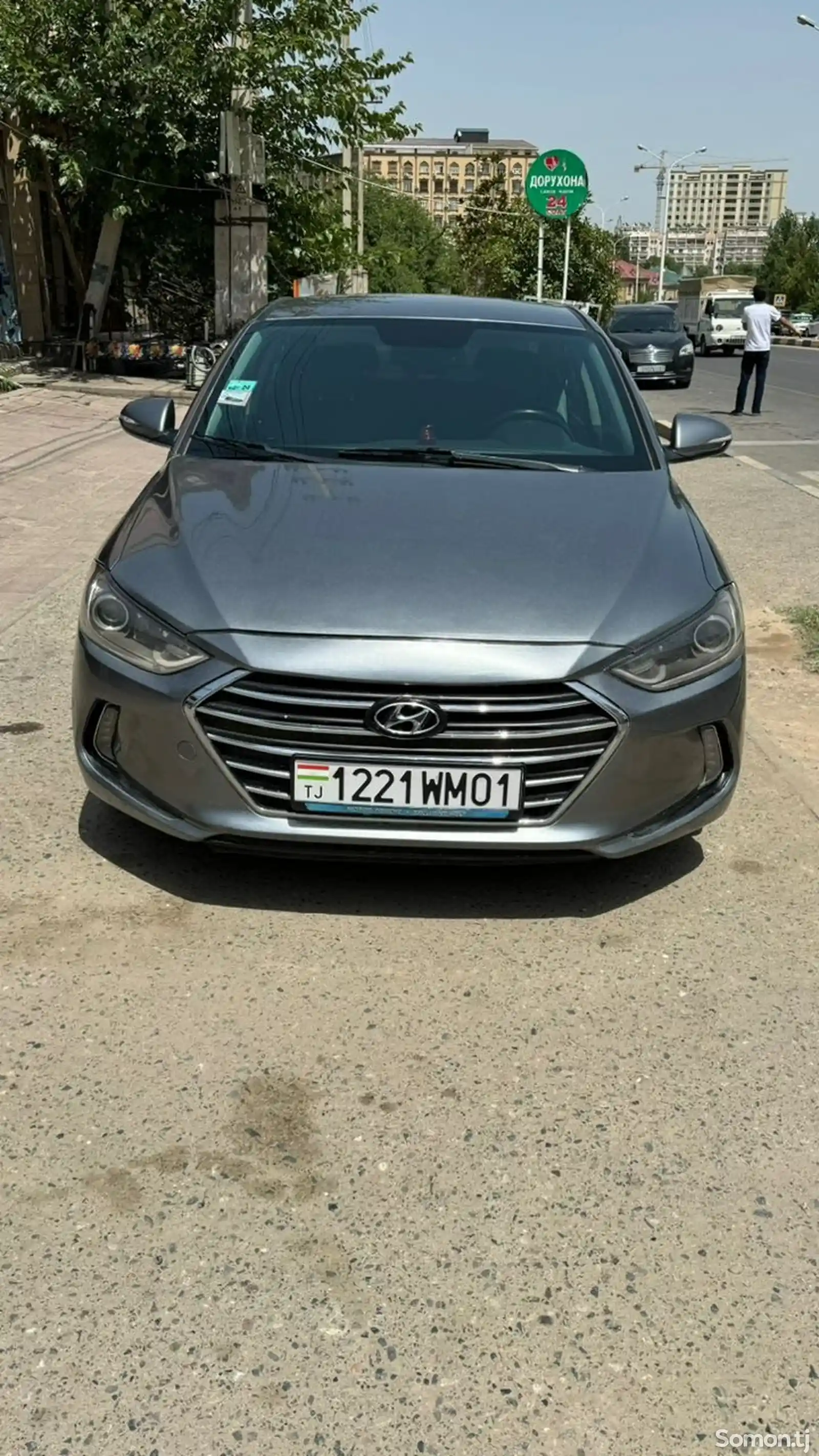 Hyundai Elantra, 2017-1