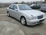 Mercedes-Benz E class, 2001-2