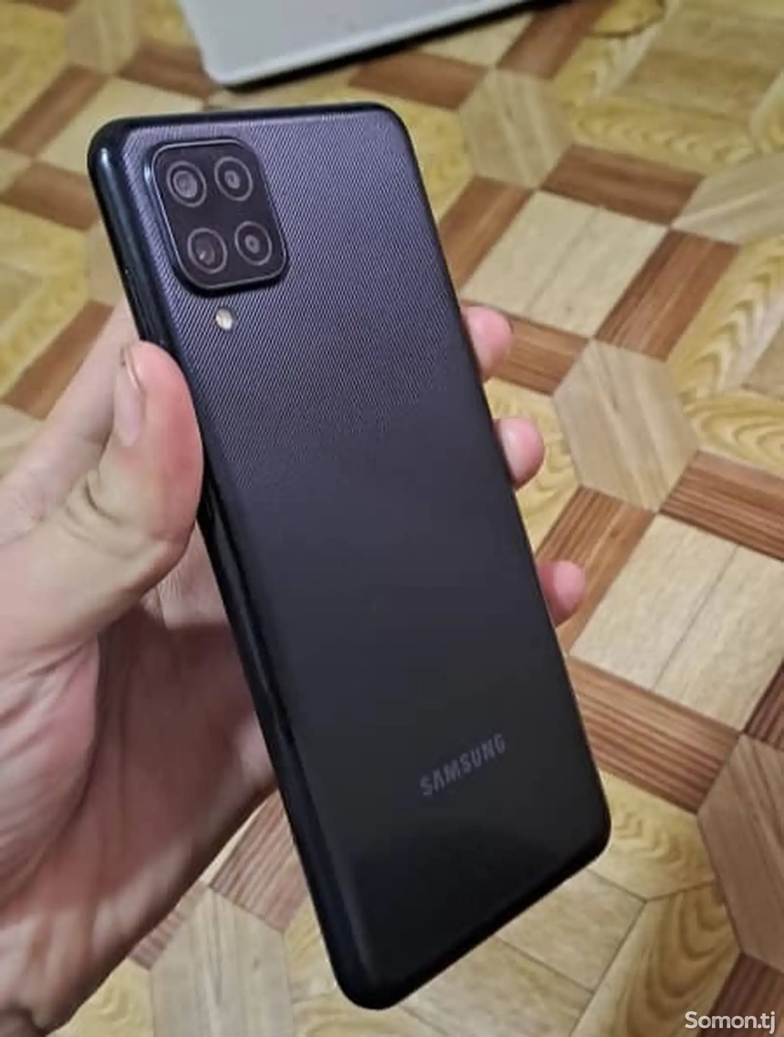 Samsung galaxy A12-1