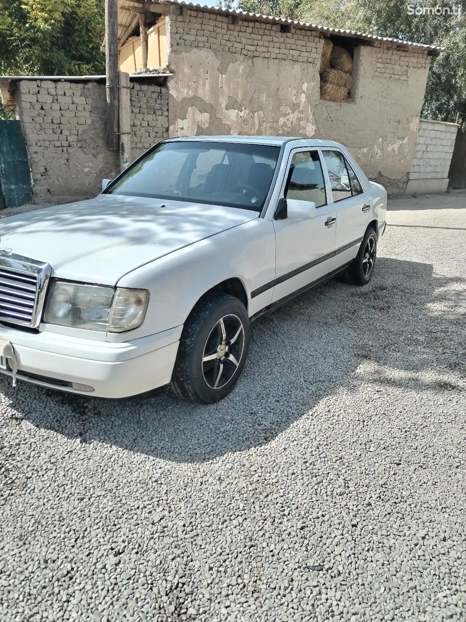 Mercedes-Benz W124, 1990-3